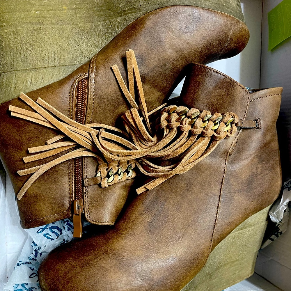 Sbicca Wedge Fringe Booties